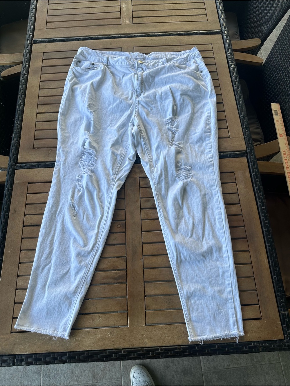 Eighty Eight White Denim Jeans with Button Fly